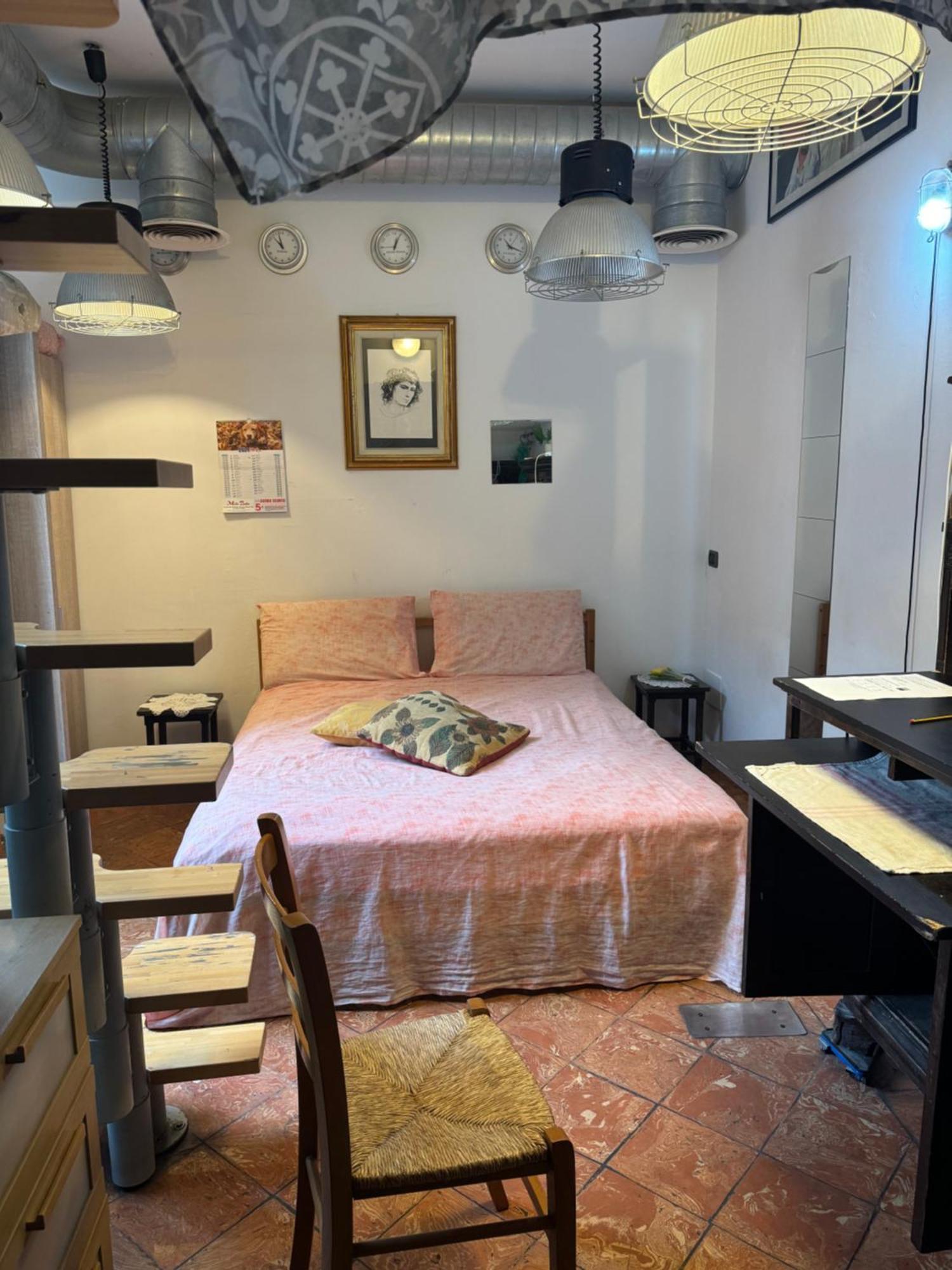 Free 30 Minutes Preemptive Cognitive Disconnect Therapy Price Location Real Duomo Palace Mini Suite Милано Екстериор снимка